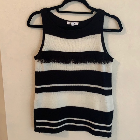BB DAKOTA Striped Sweater Top - Picture 1 of 4
